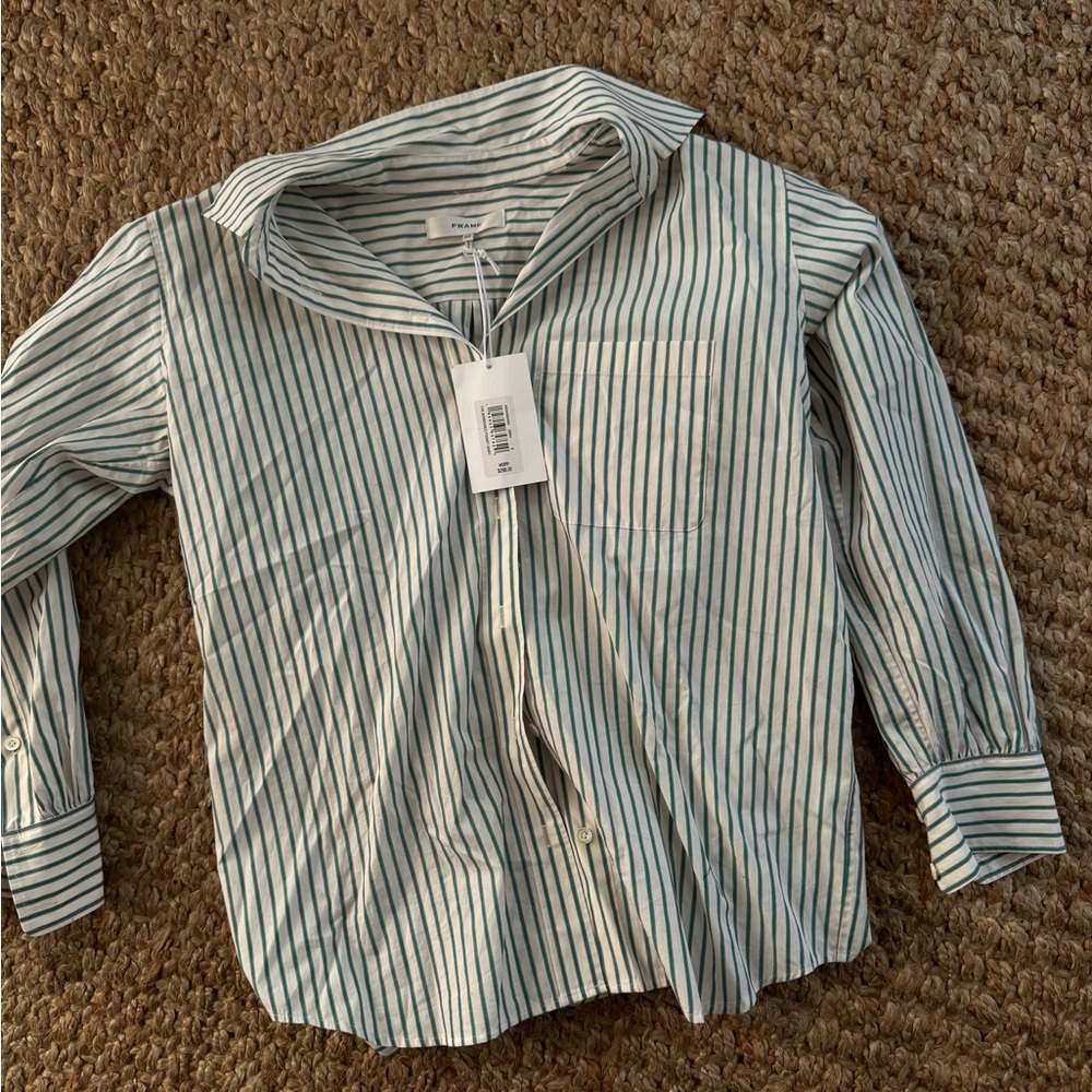 Frame Pocket Shirt in Green Stripe - Picture 2 of 4
